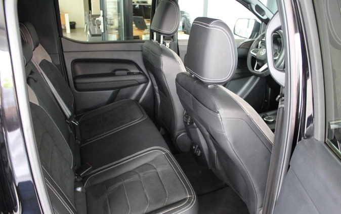 Volkswagen Amarok cena 239900 przebieg: 9469, rok produkcji 2023 z Alwernia małe 379